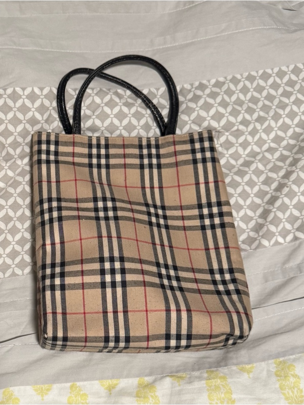 Burberry Beige Nova Check Canvas Tote with Black Handles - Picture 1 of 9
